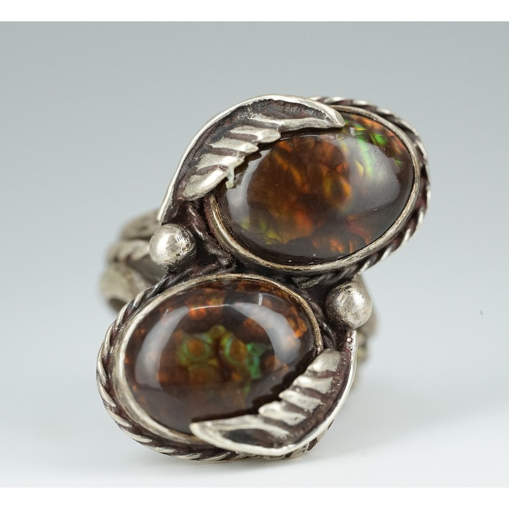 Old Pawn Native American Indian Sterling Silver Fire Agate - Size 8 Feather Wire